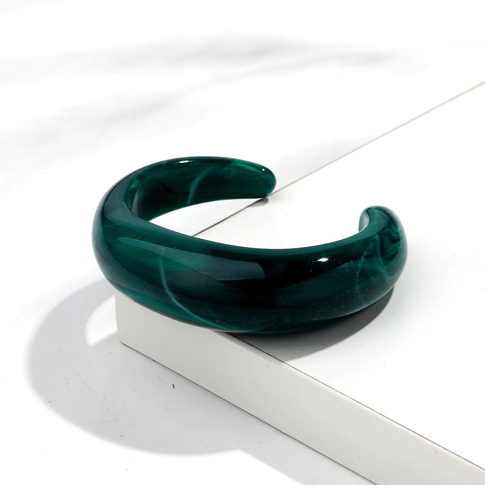 Bracelet Manchette Acrylique Marbré Boho – Design Géométrique Femme