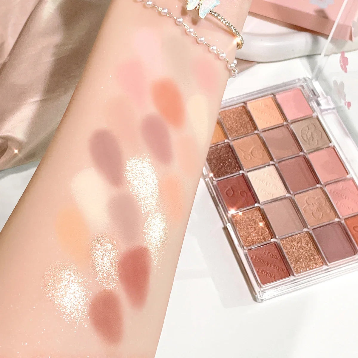 Palette fards à paupières 20 couleurs – Brillant & mat, longue durée