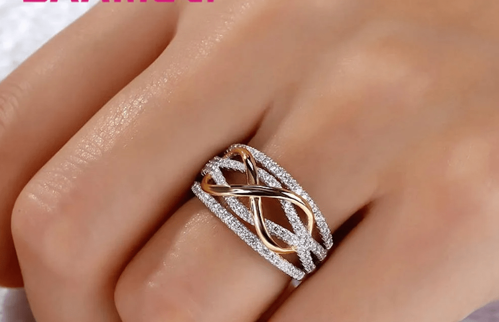Bague Élégance Brillante — Raffinement Intemporel & Style Féminin - FoytiShop