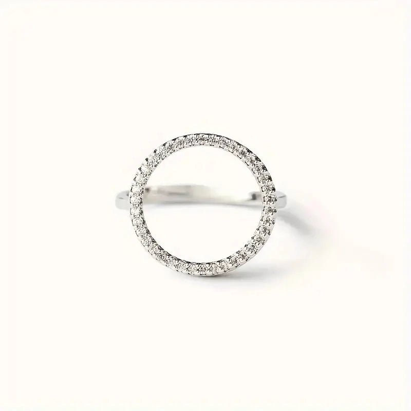 🔴 Bague Ronde Creuse Femme - Design Moderne Élégant - FoytiShop