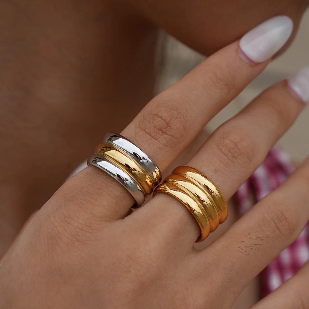 💎 Bague Zircon Carrée Femme - Élégance Moderne - FoytiShop