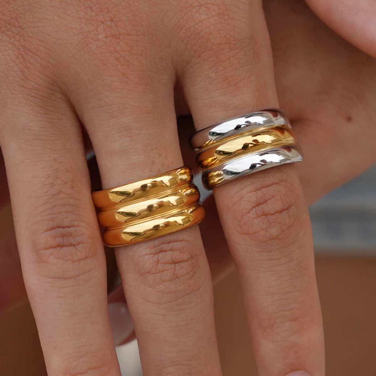 💎 Bague Zircon Carrée Femme - Élégance Moderne - FoytiShop