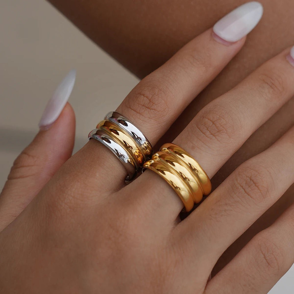 💎 Bague Zircon Carrée Femme - Élégance Moderne - FoytiShop