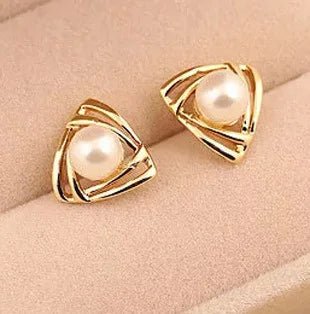 Boucles Dorées Minimalistes — Élégance Intemporelle - FoytiShop