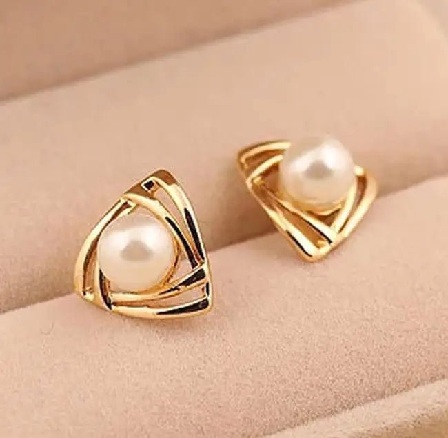 Boucles Dorées Minimalistes — Élégance Intemporelle - FoytiShop
