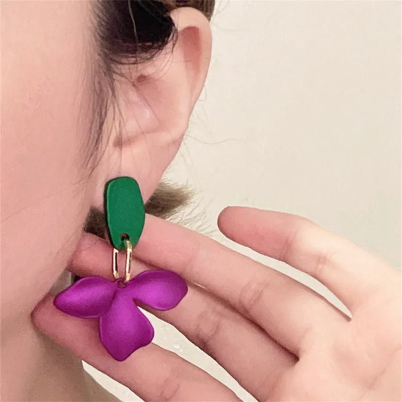 🍃 Boucles d'Oreilles 3 Feuilles Asymétrique Goutte - Mode Coréenne Tendance - FoytiShop