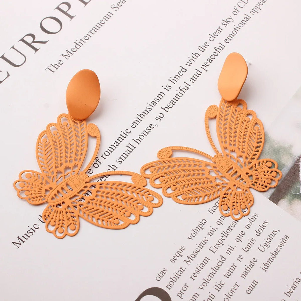 🌸 Boucles d'Oreilles Fleur Forêt Noire - Motif Ajouré Goutte d'Eau Style Coréen - FoytiShop