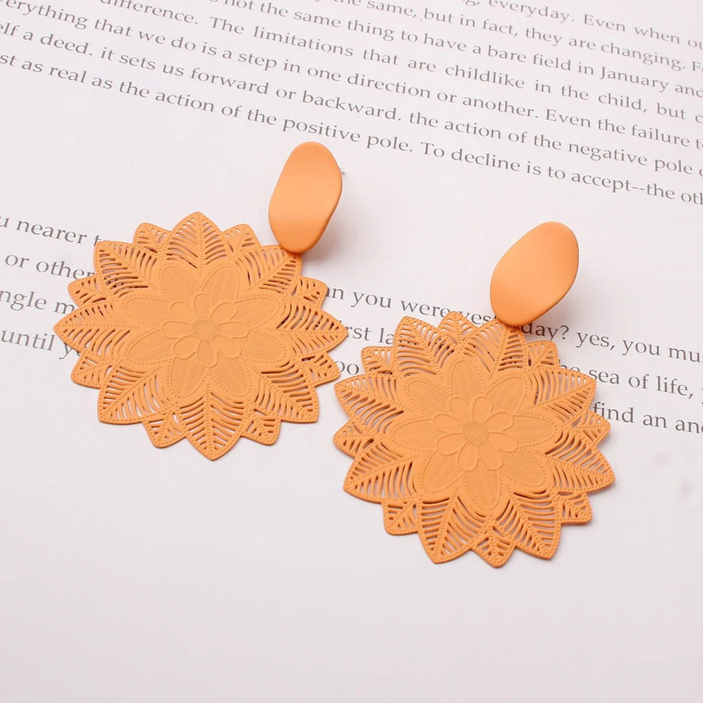 🌸 Boucles d'Oreilles Fleur Forêt Noire - Motif Ajouré Goutte d'Eau Style Coréen - FoytiShop