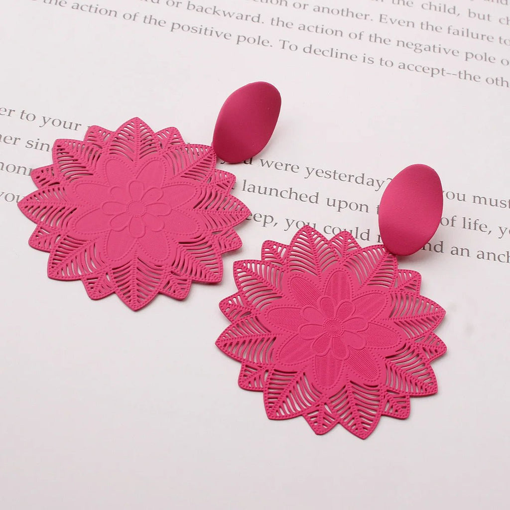 🌸 Boucles d'Oreilles Fleur Forêt Noire - Motif Ajouré Goutte d'Eau Style Coréen - FoytiShop