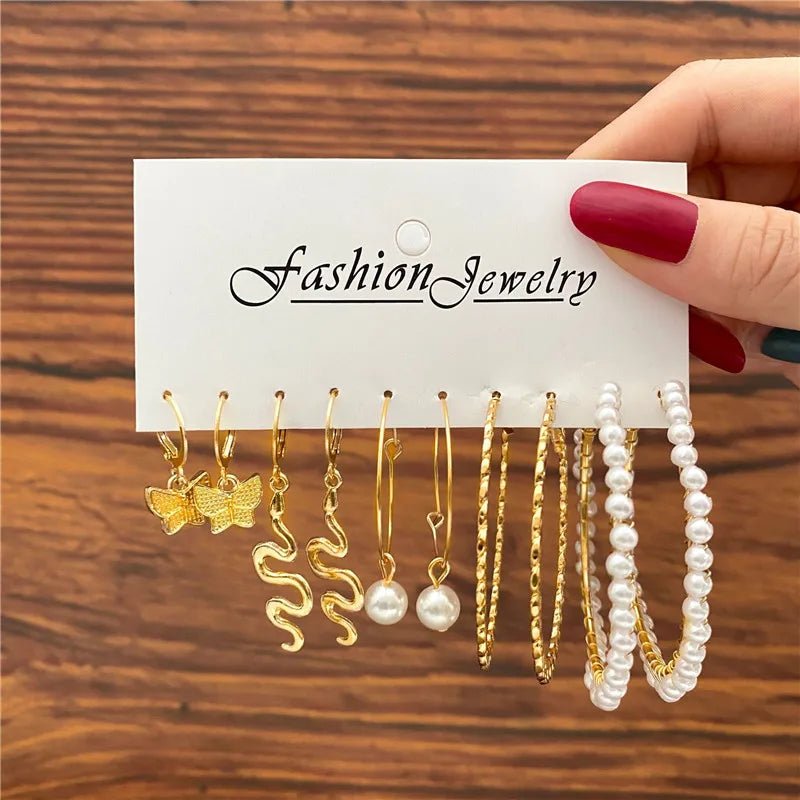 🦋 Boucles d'Oreilles Papillon Acrylique Creux - Design Élégant Femme - FoytiShop
