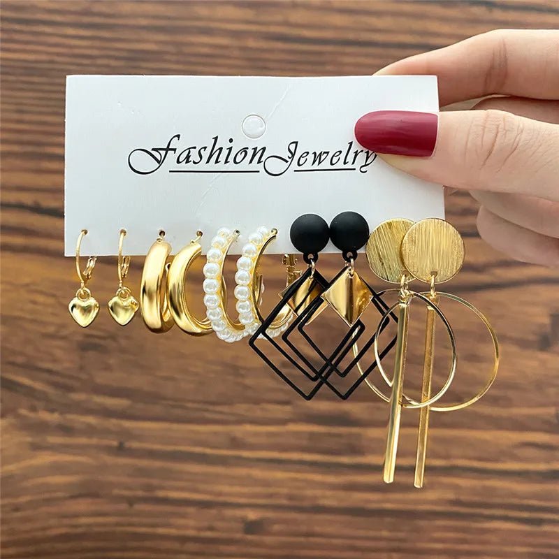 🦋 Boucles d'Oreilles Papillon Acrylique Creux - Design Élégant Femme - FoytiShop