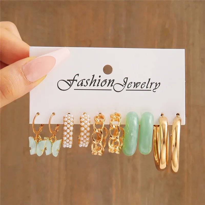 🦋 Boucles d'Oreilles Papillon Acrylique Creux - Design Élégant Femme - FoytiShop
