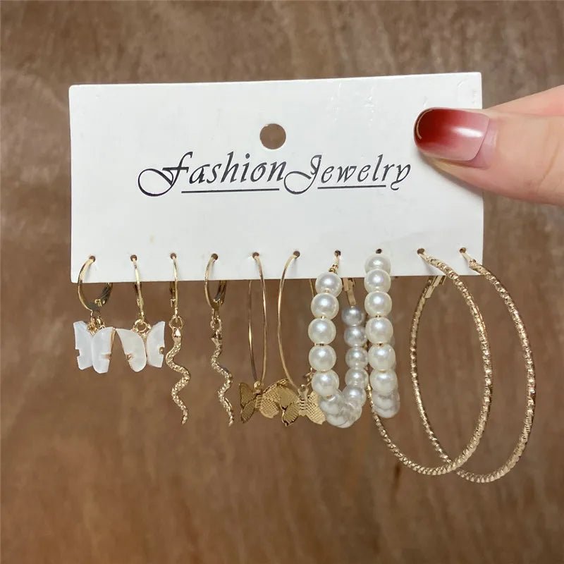 🦋 Boucles d'Oreilles Papillon Acrylique Creux - Design Élégant Femme - FoytiShop