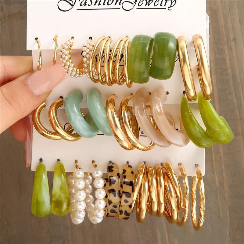 🦋 Boucles d'Oreilles Papillon Acrylique Creux - Design Élégant Femme - FoytiShop