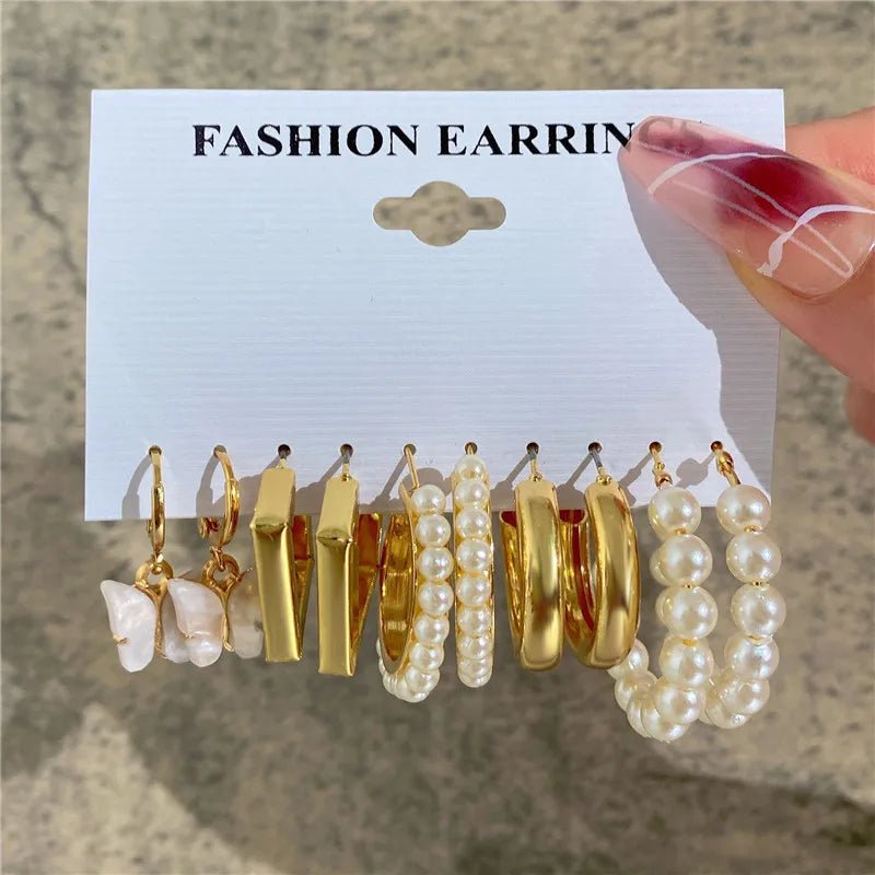 🦋 Boucles d'Oreilles Papillon Acrylique Creux - Design Élégant Femme - FoytiShop