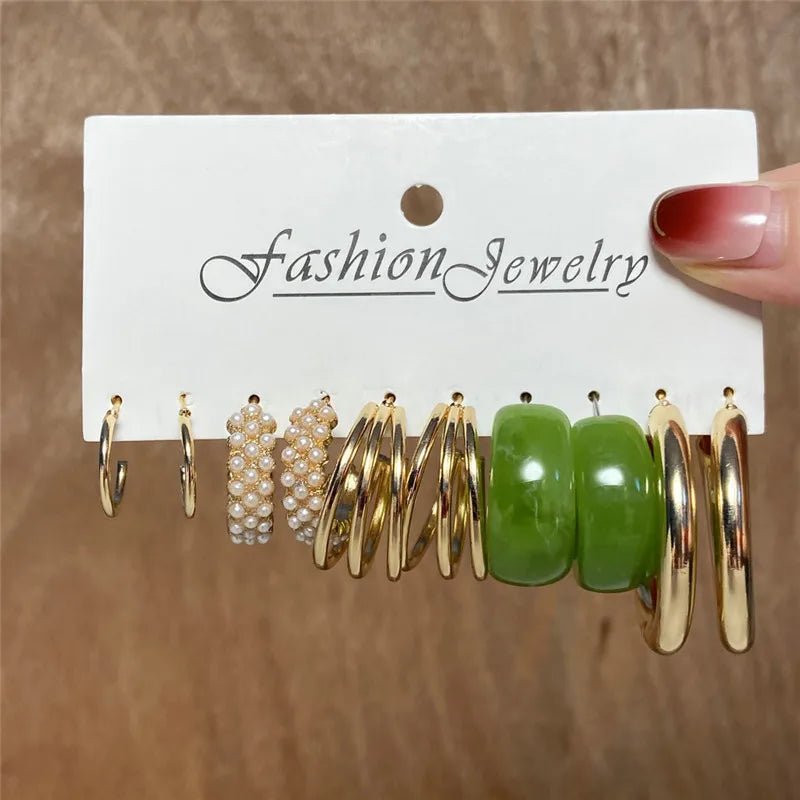 🦋 Boucles d'Oreilles Papillon Acrylique Creux - Design Élégant Femme - FoytiShop
