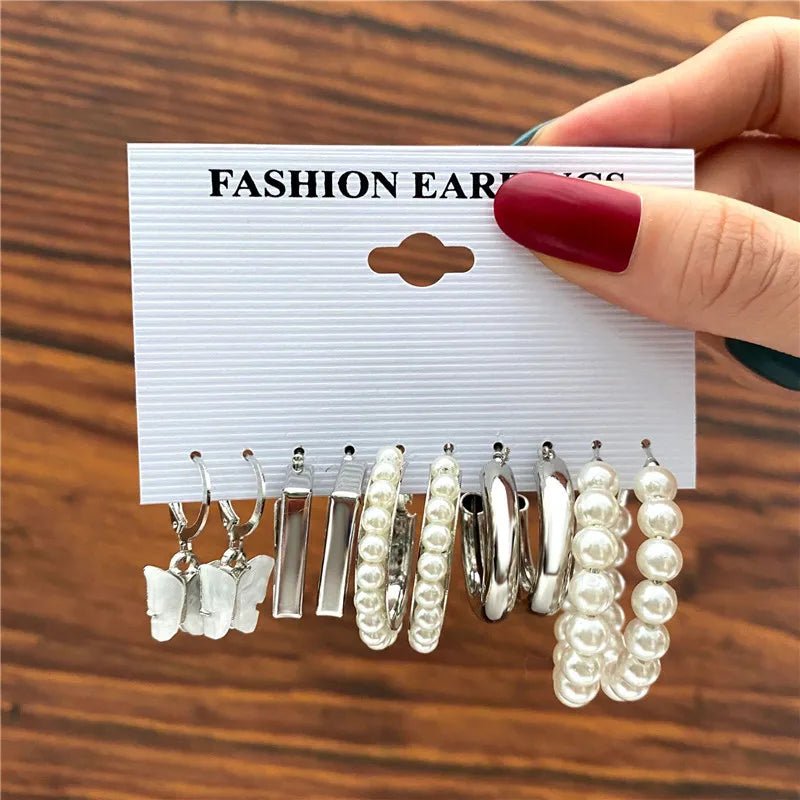 🦋 Boucles d'Oreilles Papillon Acrylique Creux - Design Élégant Femme - FoytiShop
