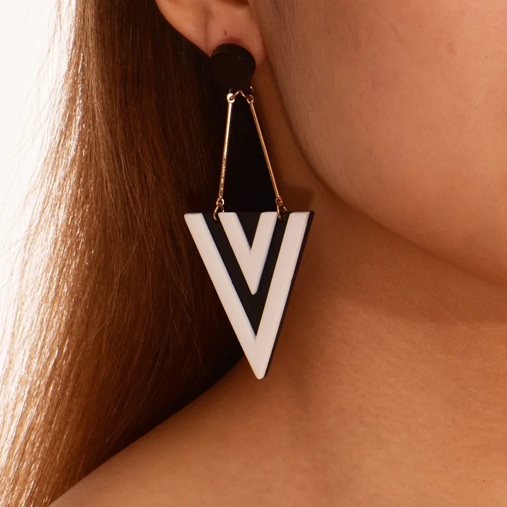Boucles d'Oreilles Triangle Longues – Acrylique Géométrique - FoytiShop