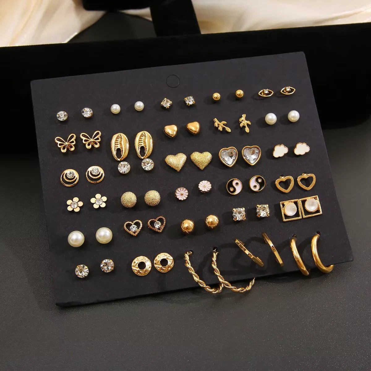 💎 Boucles d'Oreilles Vintage Couleur Or pour Femme - Élégance Intemporelle - FoytiShop