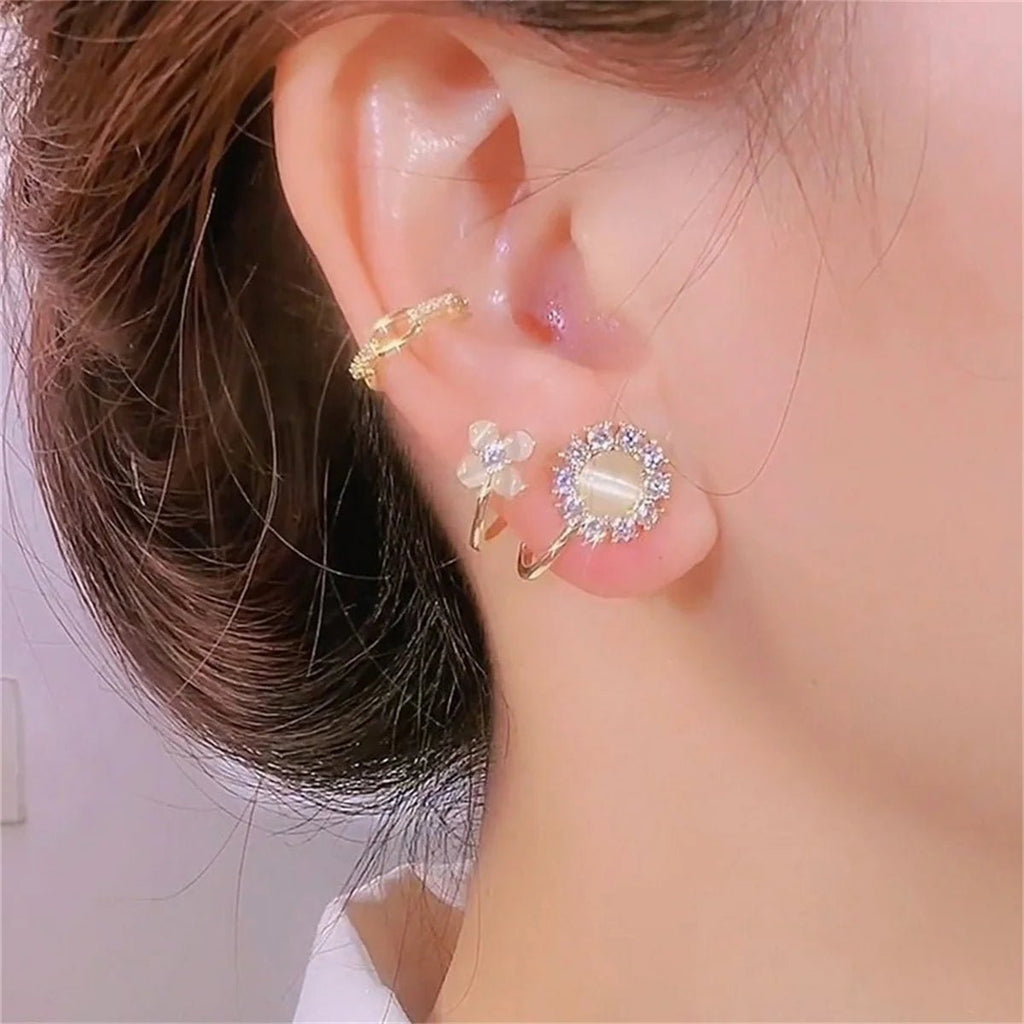 Boucles Élégance Délicate — Style Minimaliste - blanc doré - FoytiShop