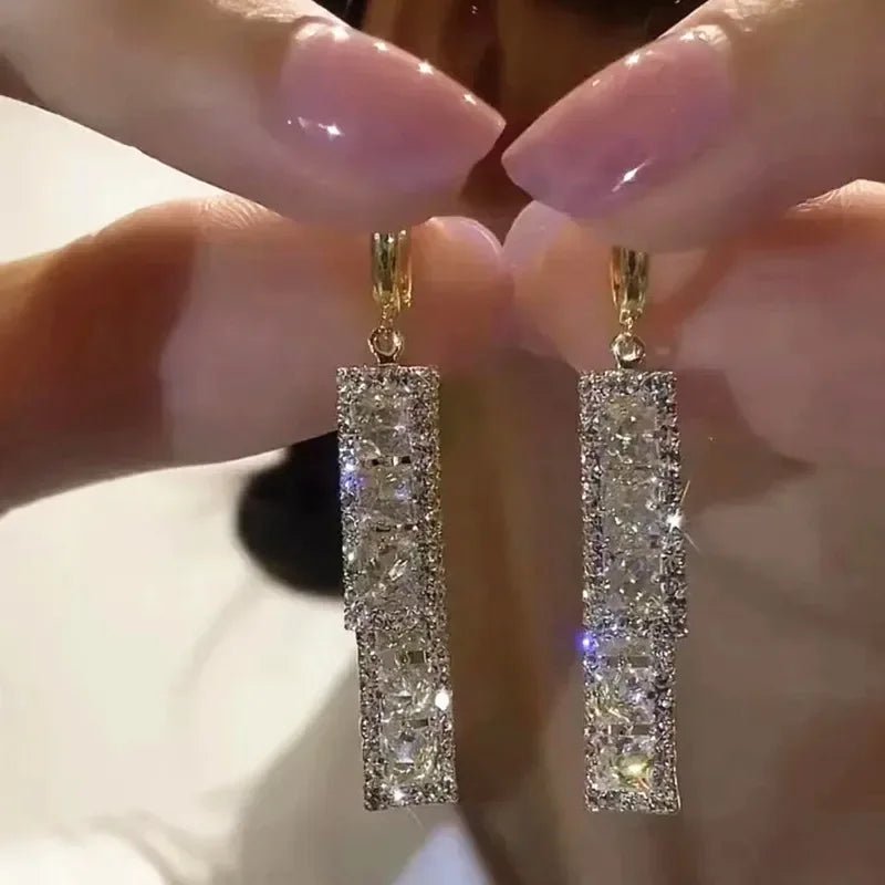 Boucles Élégance Délicate — Style Minimaliste - noire doré - FoytiShop