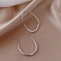Boucles Minimalistes Dorées — Chic & Intemporelles - FoytiShop