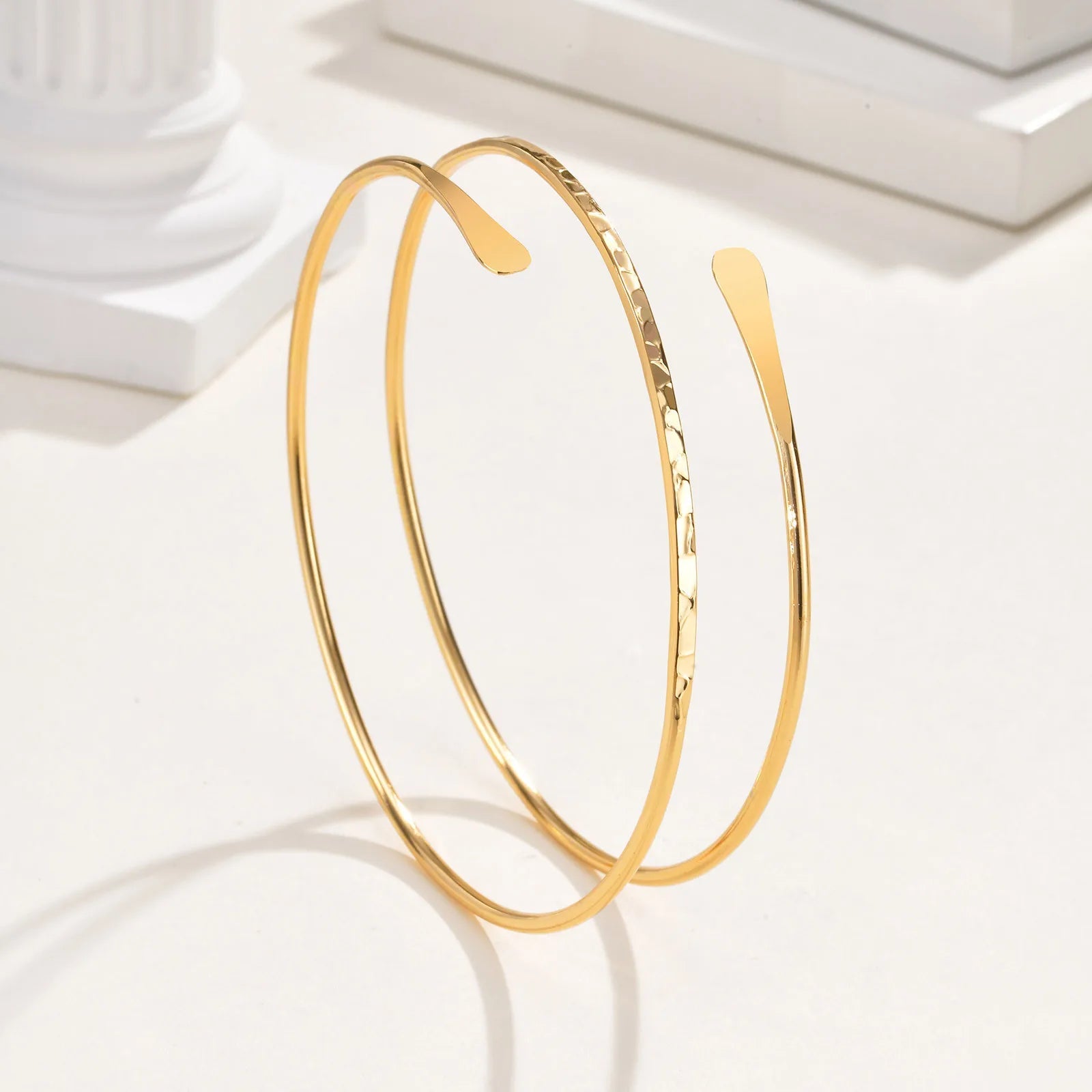 Bracelet manchette du haut du bras pour femmes, brassard minimaliste plaqué or, bijoux de fête - FoytiShop