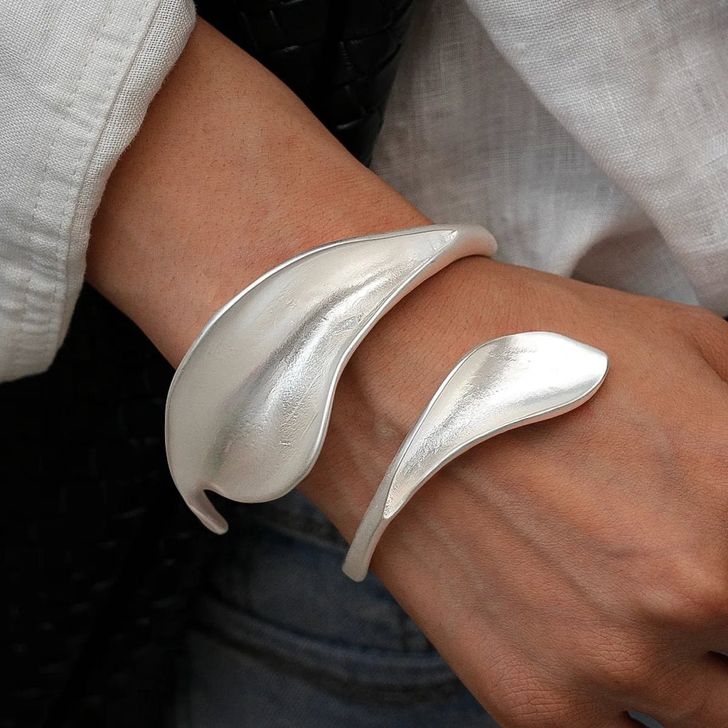 Bracelet Manchette Punk Feuilles Métal Mat – Or & Argent Femme - FoytiShop