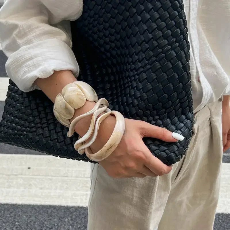 Bracelets de manchette Boho élégants – Bracelets à bras larges géométriques en résine acrylique pour femmes - FoytiShop