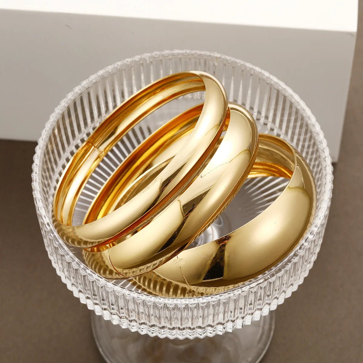 💎 Bracelets Larges Classiques Couleur Or Femme - Métal Lourd Exagéré Luxe - FoytiShop