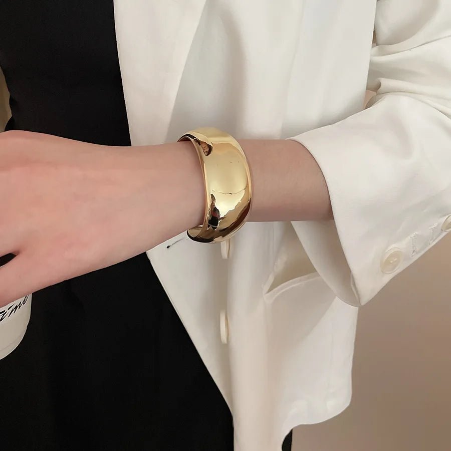 🔶 Bracelets Ouverts Torsadés Géométriques Irréguliers Femme - Tempérament Exagéré - FoytiShop