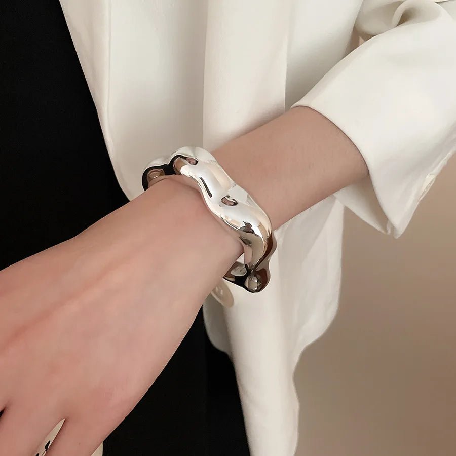 🔶 Bracelets Ouverts Torsadés Géométriques Irréguliers Femme - Tempérament Exagéré - FoytiShop