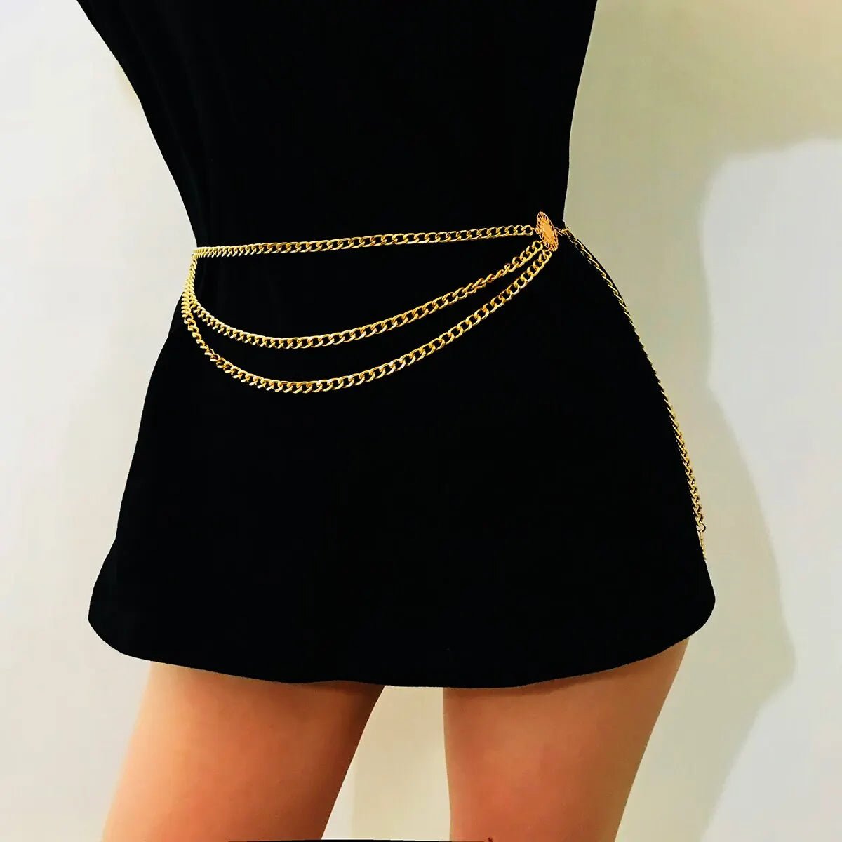 Ceinture Chaîne Élégance — Accessoire Tendance & Silhouette Sublimée - FoytiShop