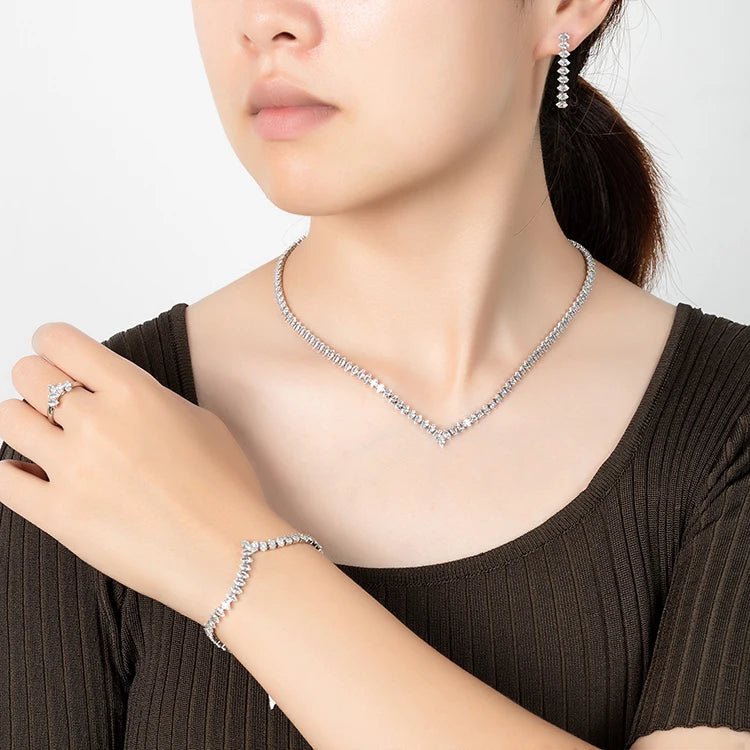 Collier Noir Élégance — Multi Rangs Raffinés - FoytiShop