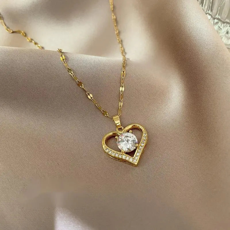 Collier Pendentif Cœur Creux Élégant - Cadeau Fête des Mères - FoytiShop