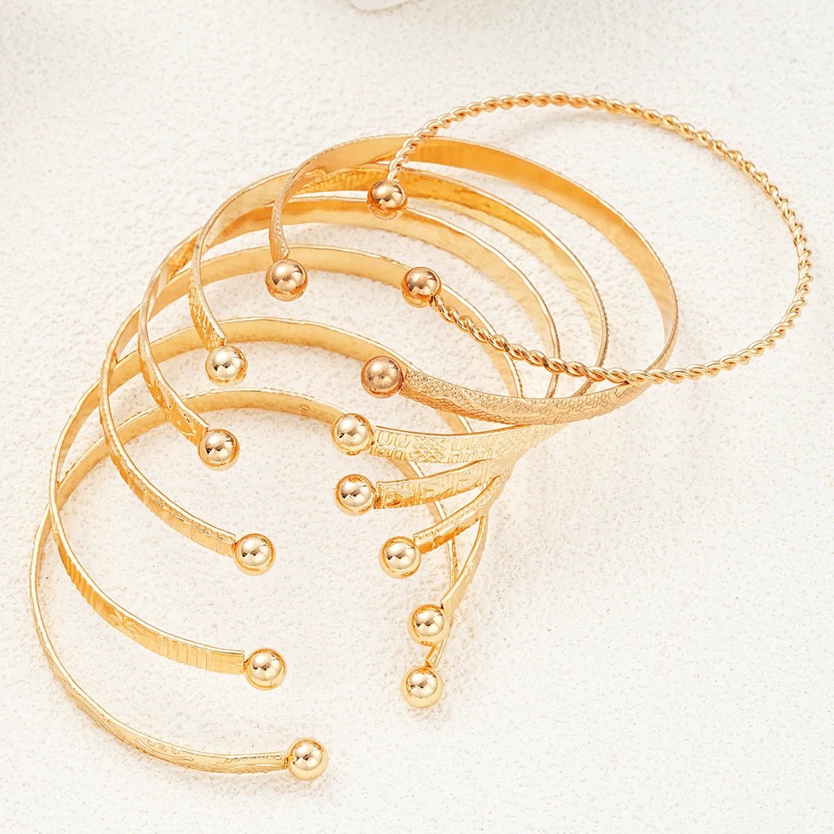 Ensemble 7 Bracelets Punk Or Cœur Gothique - Streetwear Métal Femme - FoytiShop