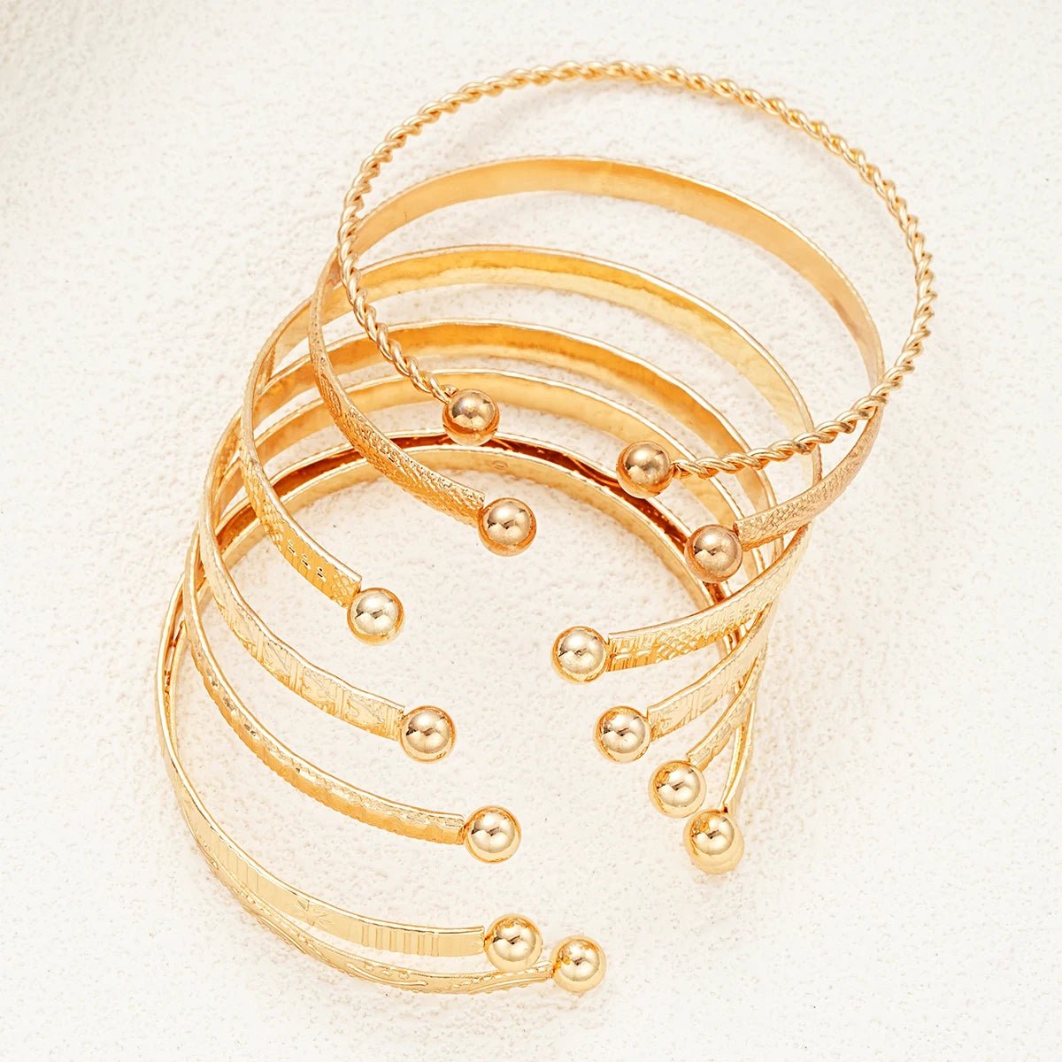 Ensemble 7 Bracelets Punk Or Cœur Gothique - Streetwear Métal Femme - FoytiShop