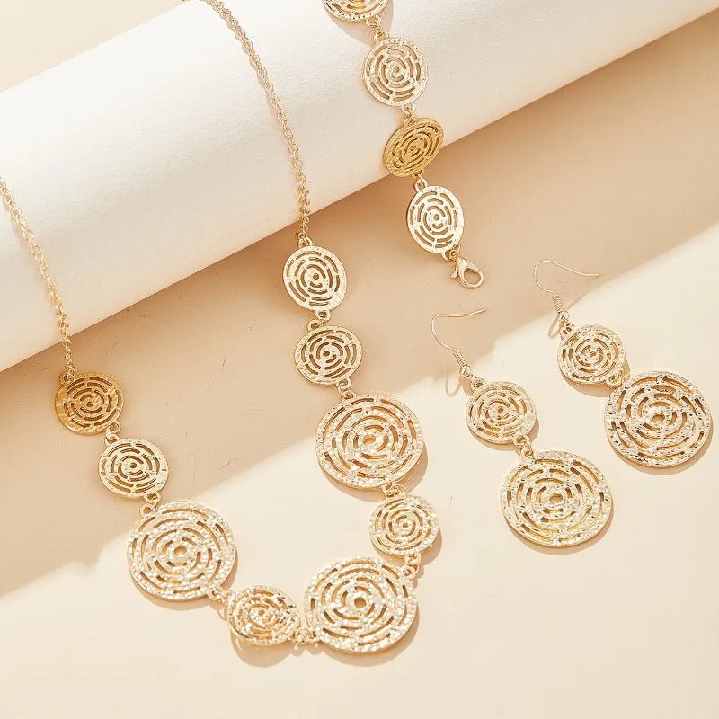 Ensemble Bijoux Rétro 3 Pièces – Collier, Bracelet & Boucles d'Oreilles Femme - FoytiShop
