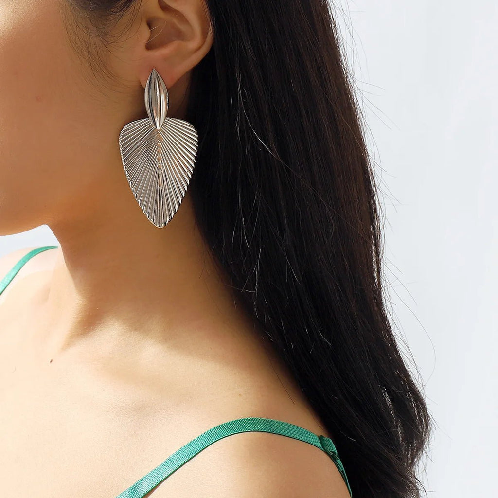 Grandes Boucles d'Oreilles Feuille Texturée – Doré Élégant - FoytiShop