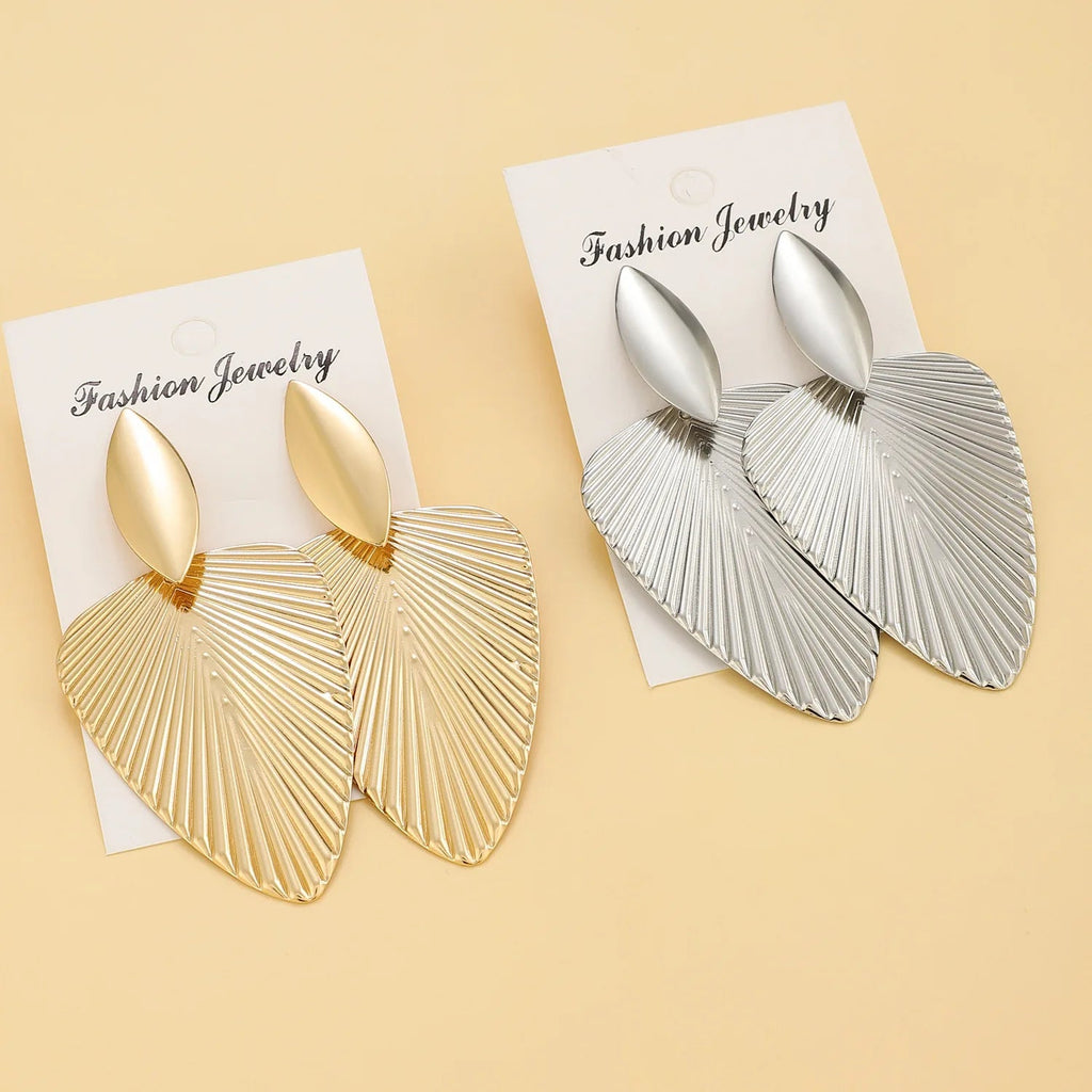 Grandes Boucles d'Oreilles Feuille Texturée – Doré Élégant - FoytiShop