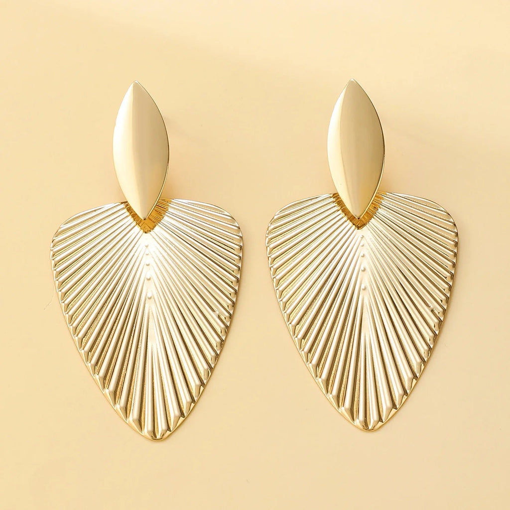 Grandes Boucles d'Oreilles Feuille Texturée – Doré Élégant - FoytiShop