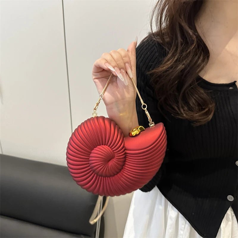 Mini Sac Rouge à Lèvres Doré - Pochette Conque Acrylique - FoytiShop