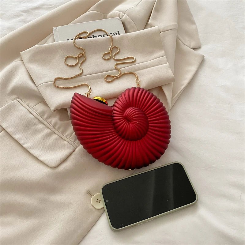 Mini Sac Rouge à Lèvres Doré - Pochette Conque Acrylique - FoytiShop