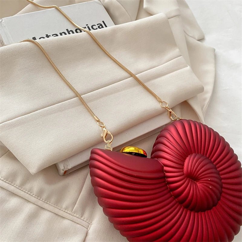 Mini Sac Rouge à Lèvres Doré - Pochette Conque Acrylique - FoytiShop