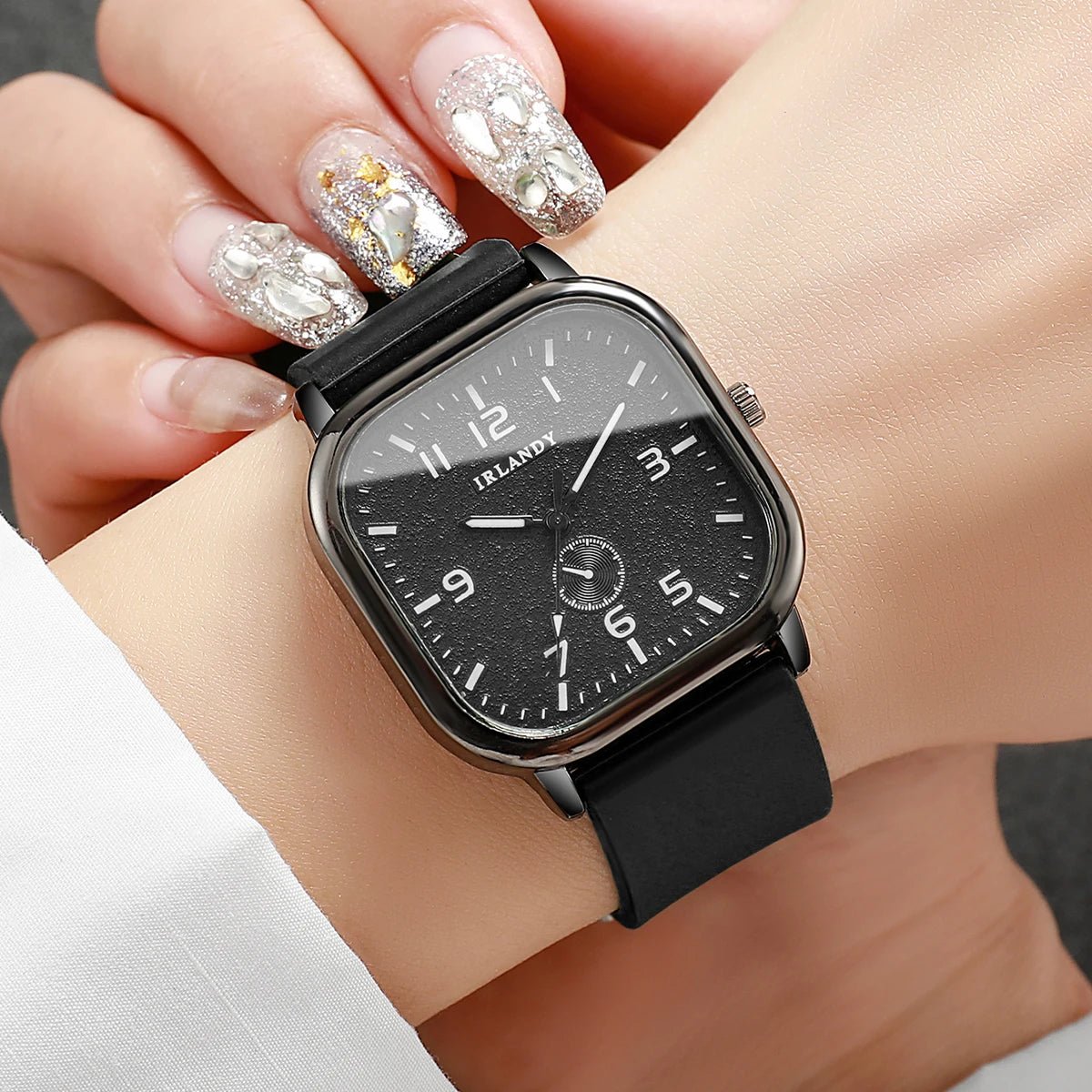 Montre Carrée Quartz Sport Unisexe - Bracelet Silicone Décontracté - FoytiShop