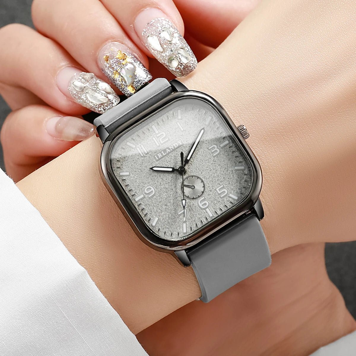 Montre Carrée Quartz Sport Unisexe - Bracelet Silicone Décontracté - FoytiShop