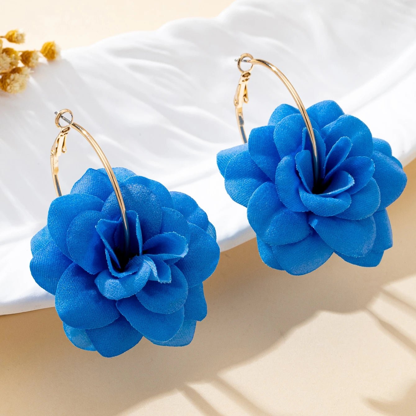 🌸 Paire de Boucles d'Oreilles Tissu Fleurs 3D Femme - Design Unique - FoytiShop