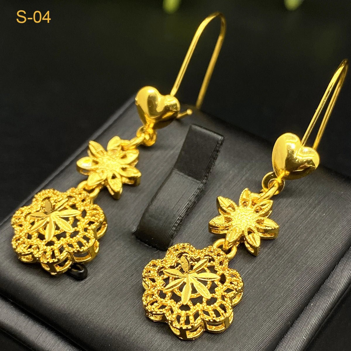 Parure Dorée Nuit Élégante — Collier & Boucles - FoytiShop