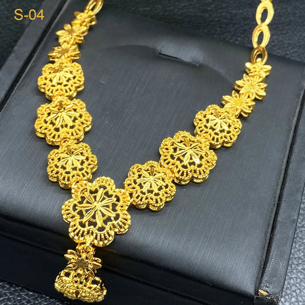 Parure Dorée Nuit Élégante — Collier & Boucles - FoytiShop
