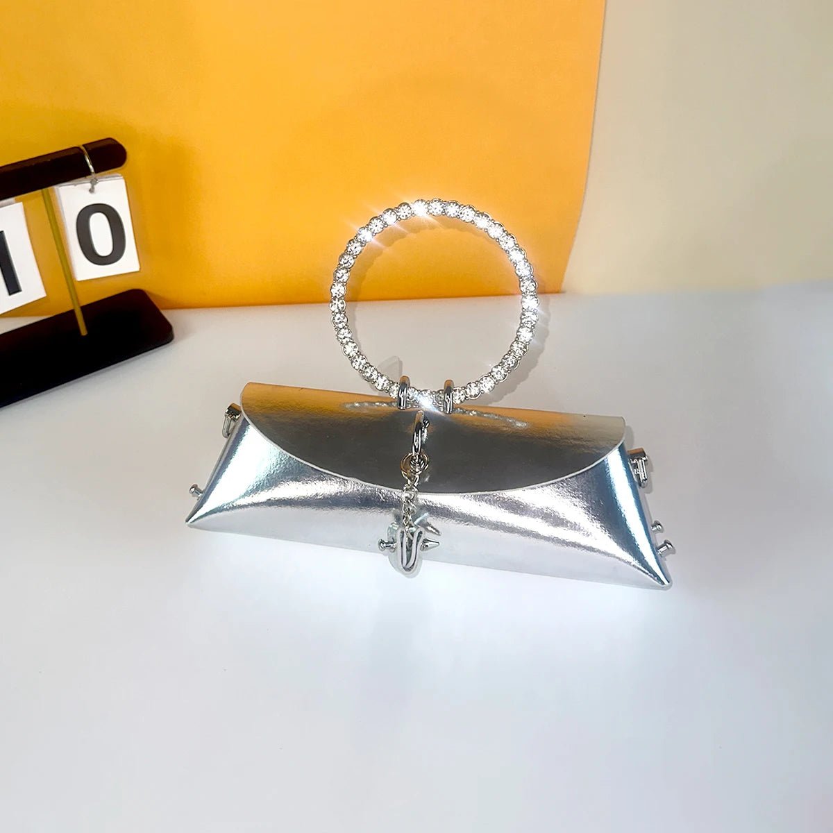 Pochette Luxe Design Strass - Poignée Cuir PU - FoytiShop